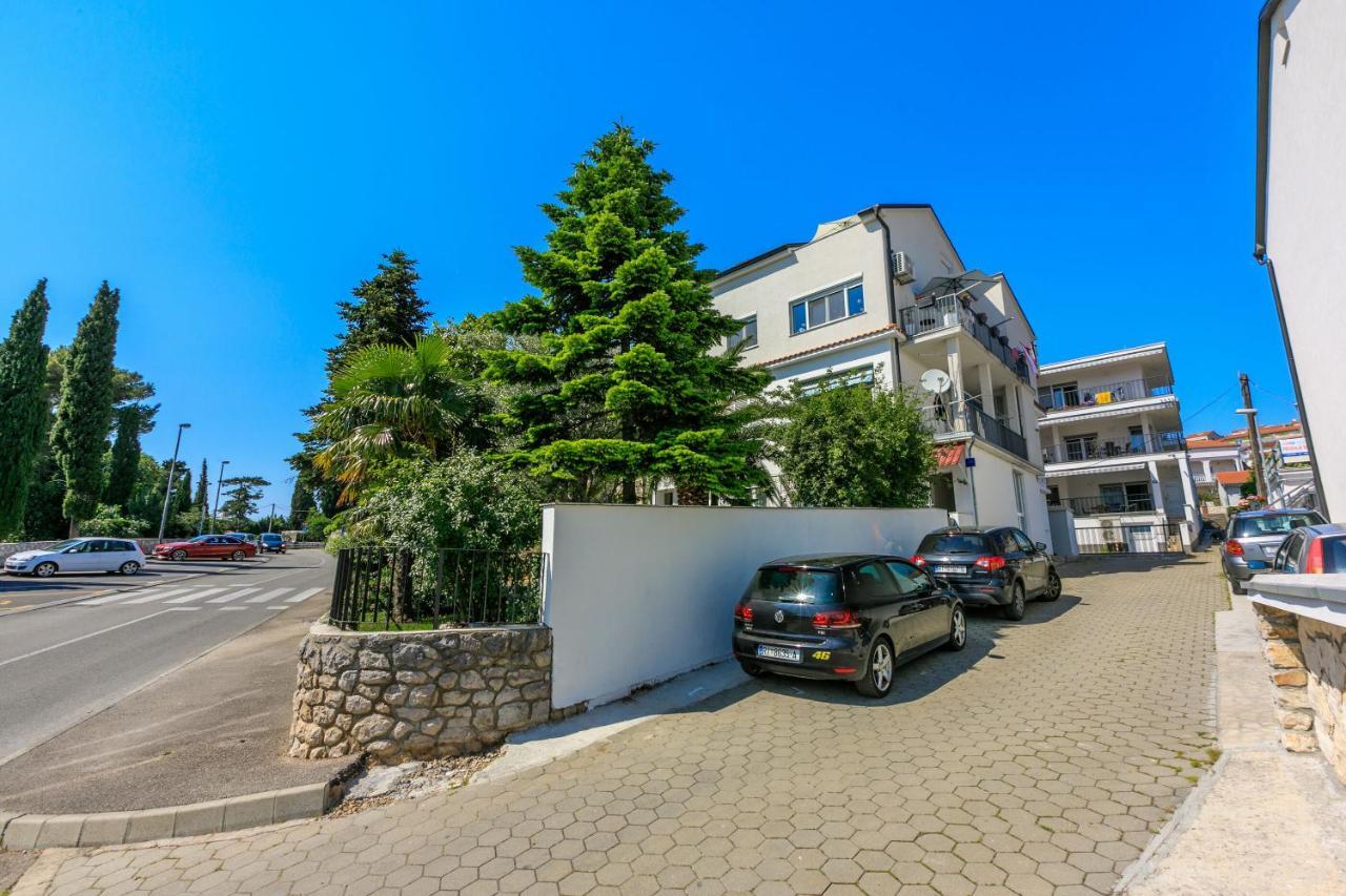 Apartment Andry 2 Цриквеница Экстерьер фото